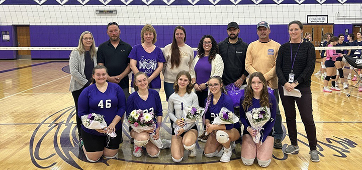 Norwich Volleyball honors seniors